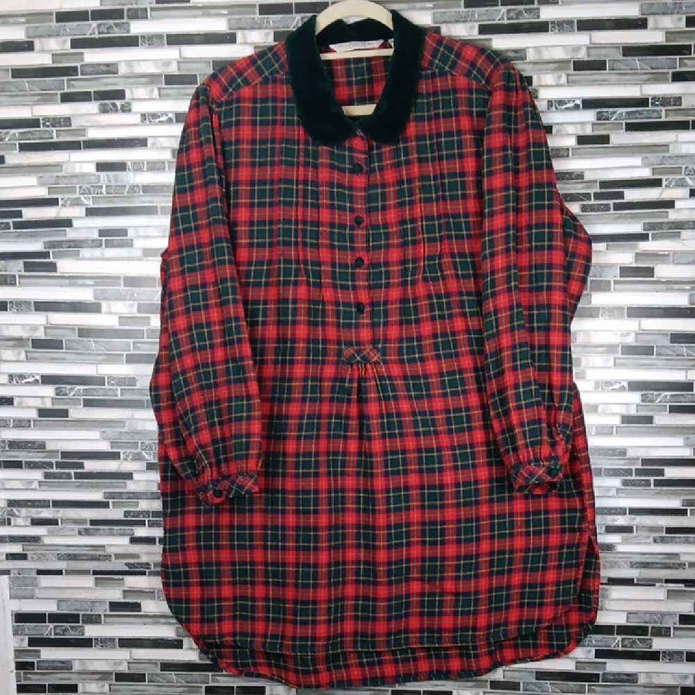 Victoria's Secret M Plaid Sleep Shirt Red Green Velvet Cotton Cozy Holiday